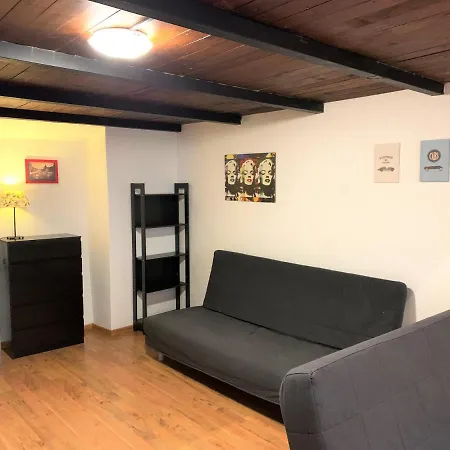 Casa Trevi * روما