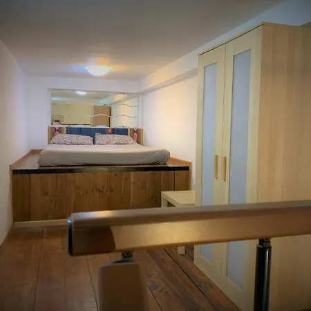 Apartament Casa Trevi Rzym