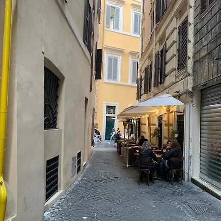 Apartament Casa Trevi Rzym